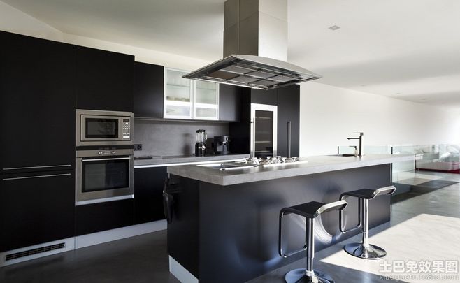 現(xiàn)代廚房不銹鋼臺(tái)面的專(zhuān)業(yè)設(shè)計(jì) 從簡(jiǎn)約到整體櫥柜的全面解析